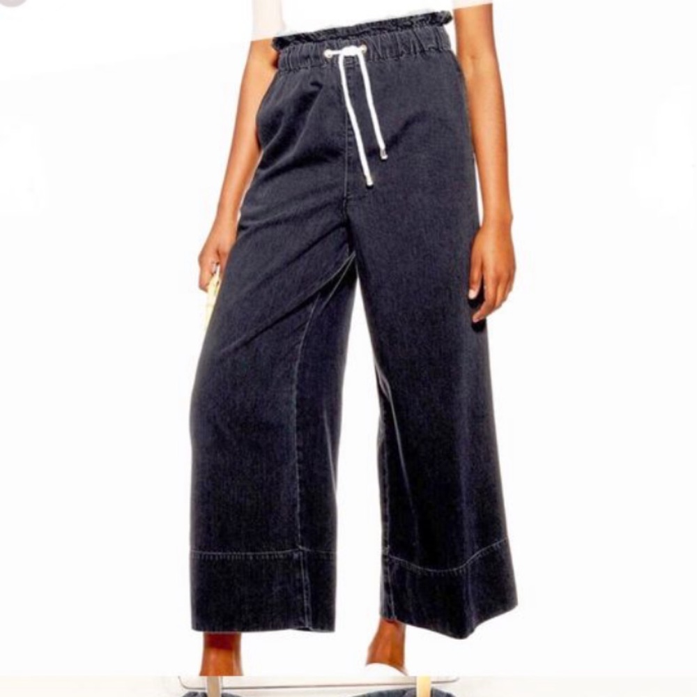 Topshop High Rise Paperbag Drawstring Waist Wide Leg Cropped Jean Size 28